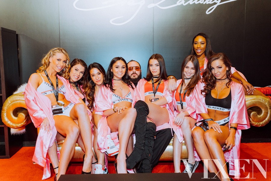 2017 AVN Awards Vegas - Lanksky Success.jpg