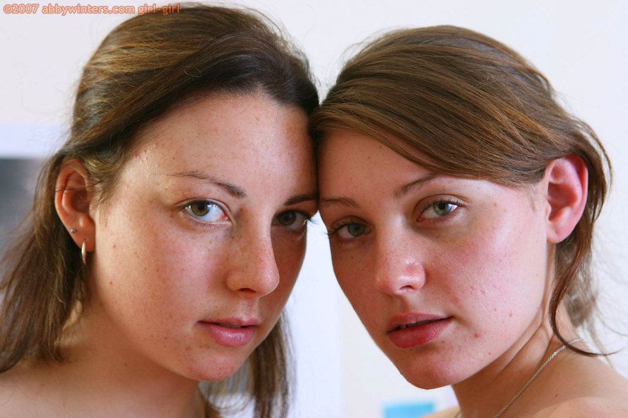 g_giselle_julia_b.jpg