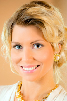 adrianne-simpson.jpg