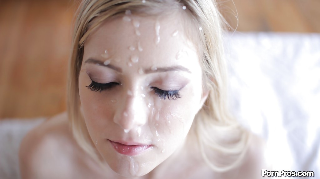 Abigaile-Johnson-facial-mask-beauty-.jpg