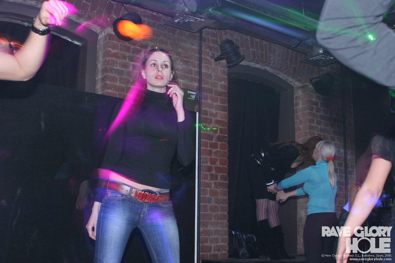 rave-gloryhole1.jpg