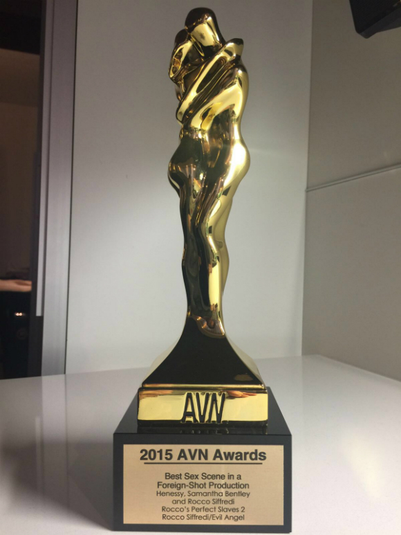 awardnew.jpg
