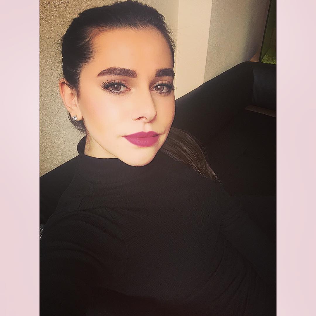 mb2UlLBY15s.jpg