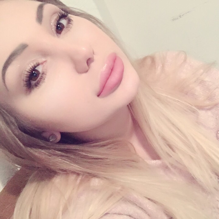vyvan hill1001.jpg