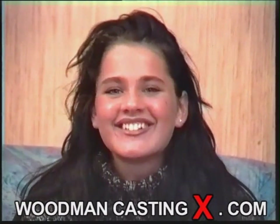 DEMIA MOOR Woodman Casting X[15-46-25].JPG