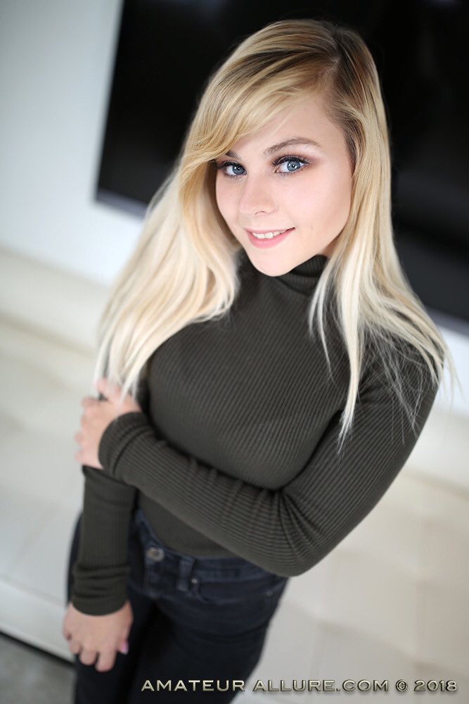 Skylar_Valentine_001.jpeg