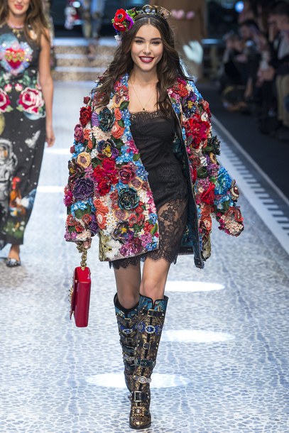1dyq93-l-610x610-dress-lace+dress-black+dress-mini+dress-jacket-floral-madison+beer-runway-d+g-milan+fashion+week+2017-fashion+week+2017.jpg