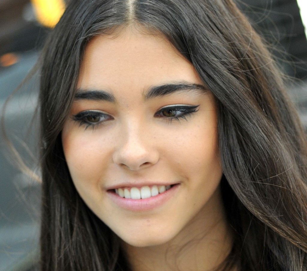 Madison-Beer-Interview-Orlando-Florida-Mall-MAC_Cosmetics-Youth-Concept-Store-Opening-Beauty-and-the-Beat-Blog (2).jpg