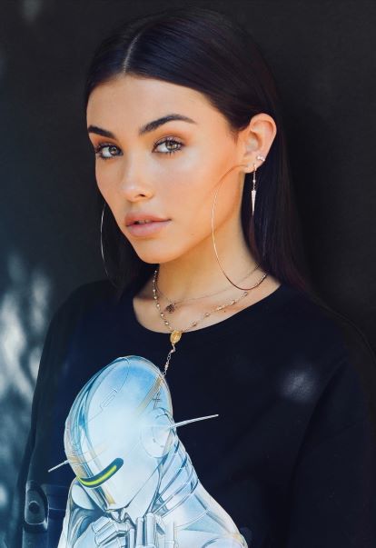 Madison-Beer-RAW-002.jpg