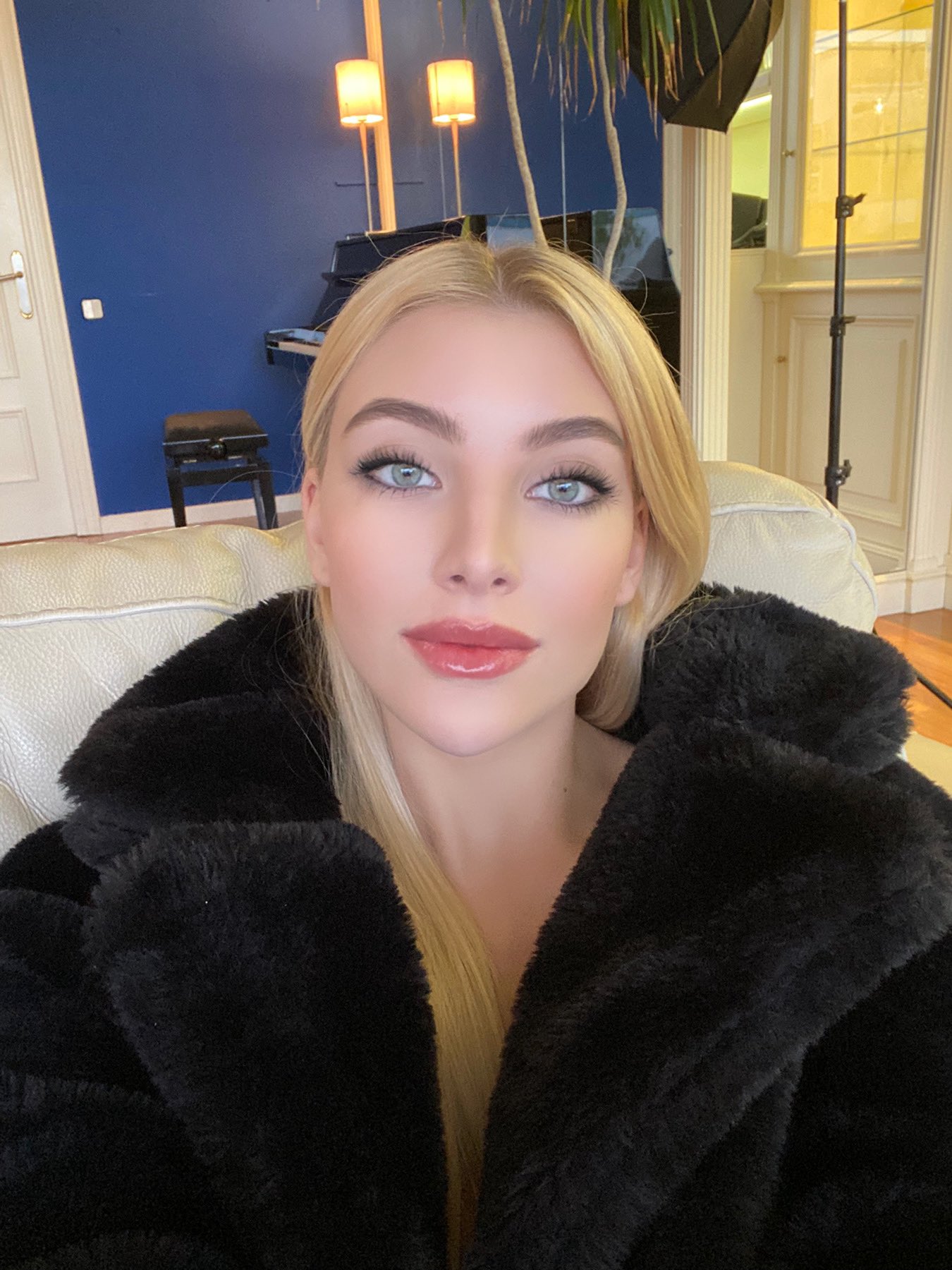 FFR5hPlX0AEW8EV.jpg