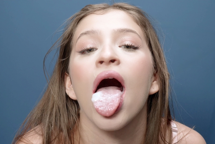 Molly Smithx GH 2.jpg