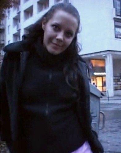 girl1_4c.jpg