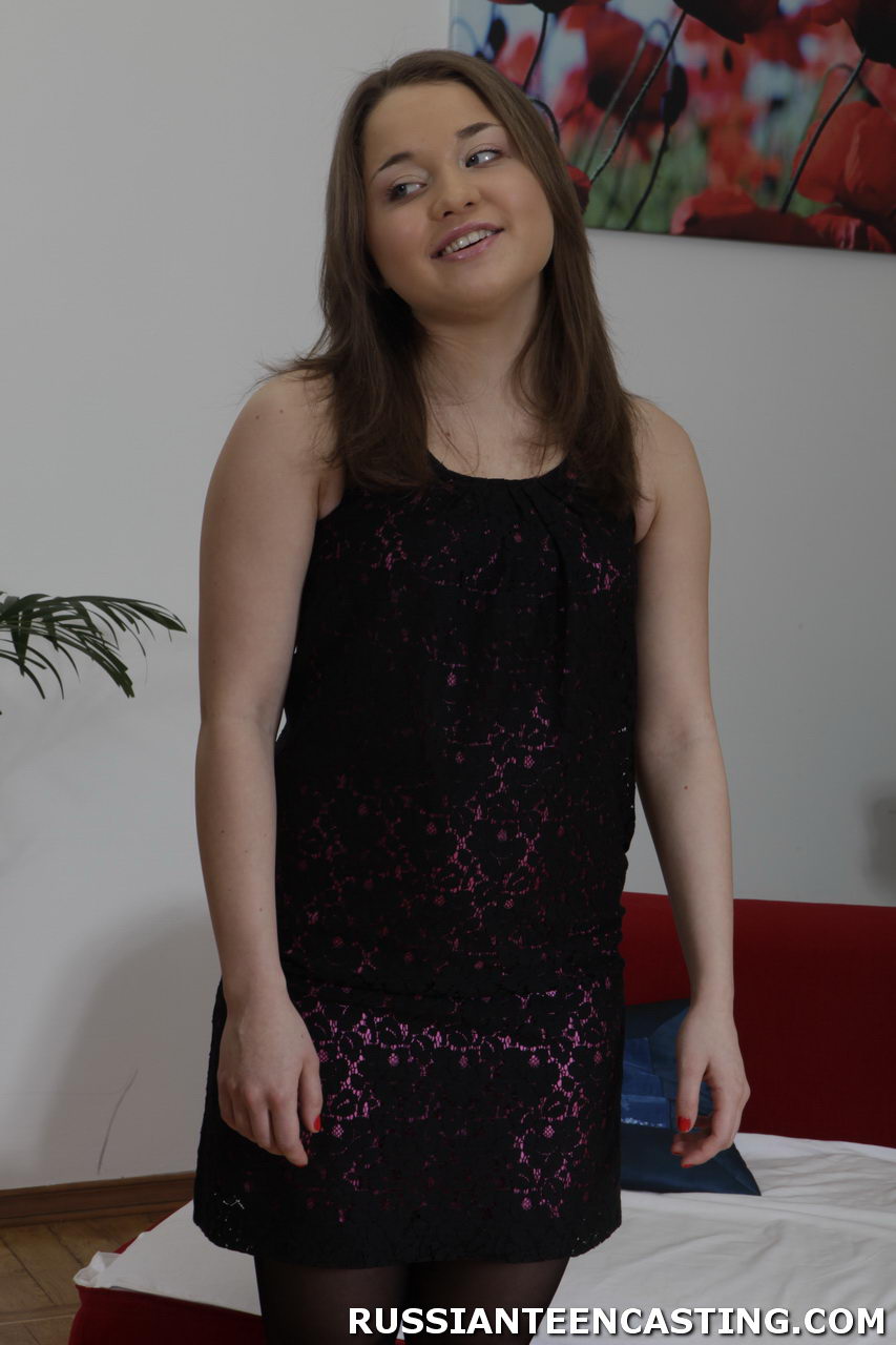 cast-christina-px-004.jpg
