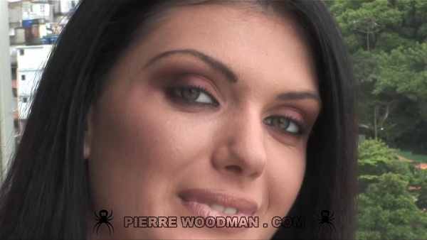 roxy_woodman.jpg