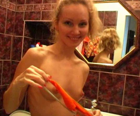 girl2.jpg
